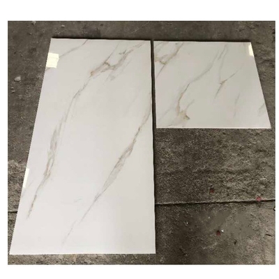 アシド耐性フルボディ ポルセラナト 金色カラカッタ大理石で 60×60タイルを磨いた
