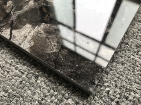 60 x 60cm ポルセラナト 黒と白 チェッカーされた石と大理石の床タイル マット仕上げ