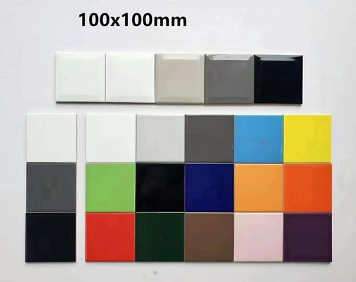 バスルームとリビングルームのためのセラミックタイル 150 X 150mm 純粋な白い地下鉄の壁タイル